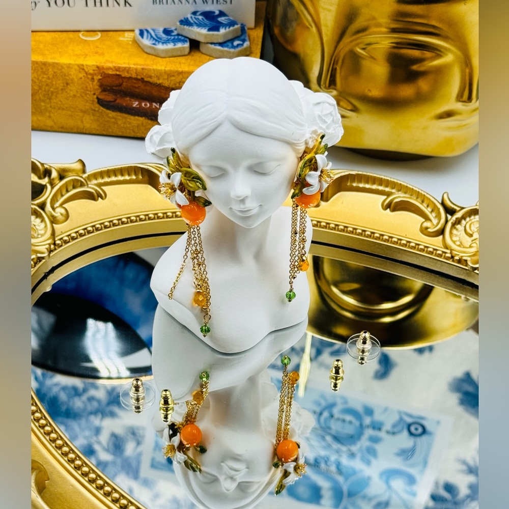 🆕 LES NEREIDES 🧿 NIB Gardens in Provence Orange Blossom Chain Earring - Picture 15 of 16